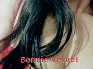 Bonnie_velvet