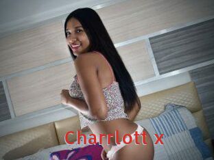 Charrlott_x