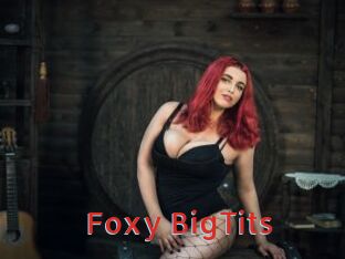 Foxy_BigTits_