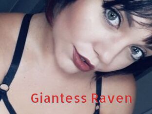 Giantess_Raven