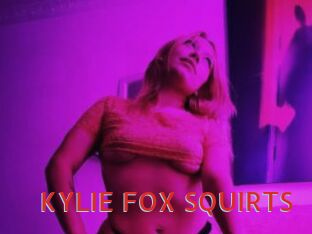 KYLIE_FOX_SQUIRTS