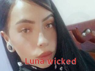 Luna_wicked