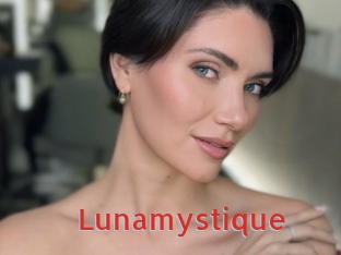 Lunamystique