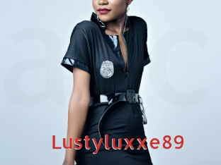 Lustyluxxe89