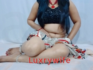 Luxrywife