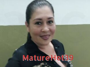 MatureHot39