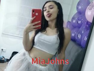 MiaJohns