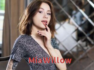 MiaWillow