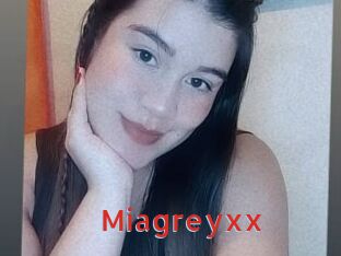 Miagreyxx