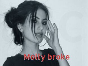 Molly_broke