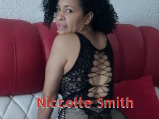 Niccolle_Smith