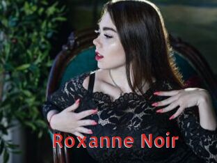 Roxanne_Noir