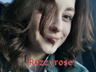 Rozzyrose