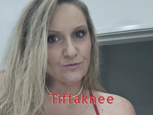 Tiffaknee