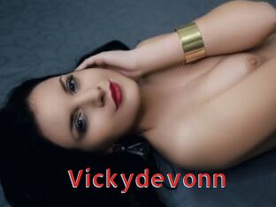 Vickydevonn