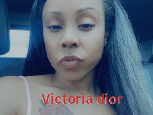 Victoria_dior